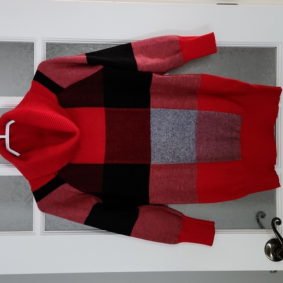 Vintage Sweaters - Vintage Gorgeous Wool Blend Turtle Neck